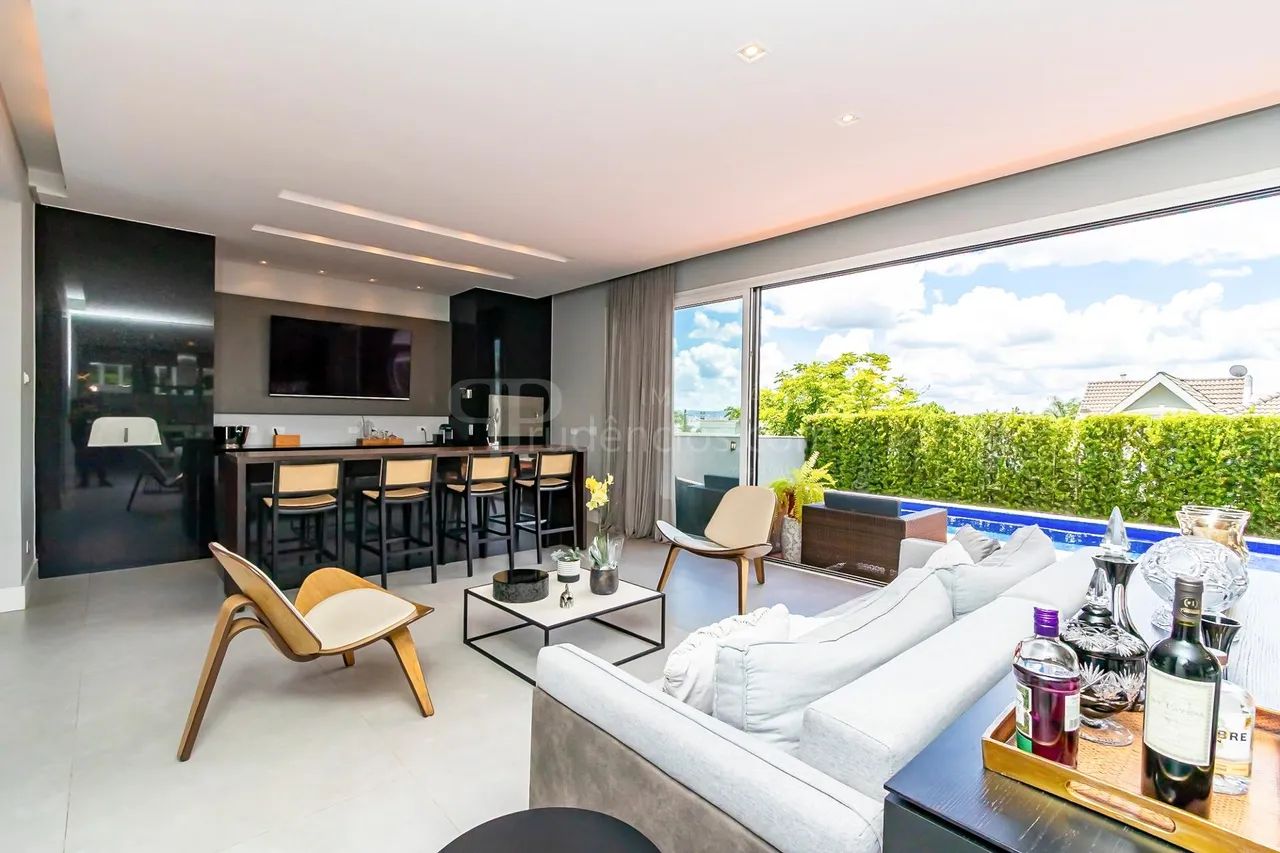 Casa com 4 Suítes, à venda por R$6.450.000 no Alphaville graciosa, PINHAIS - PR