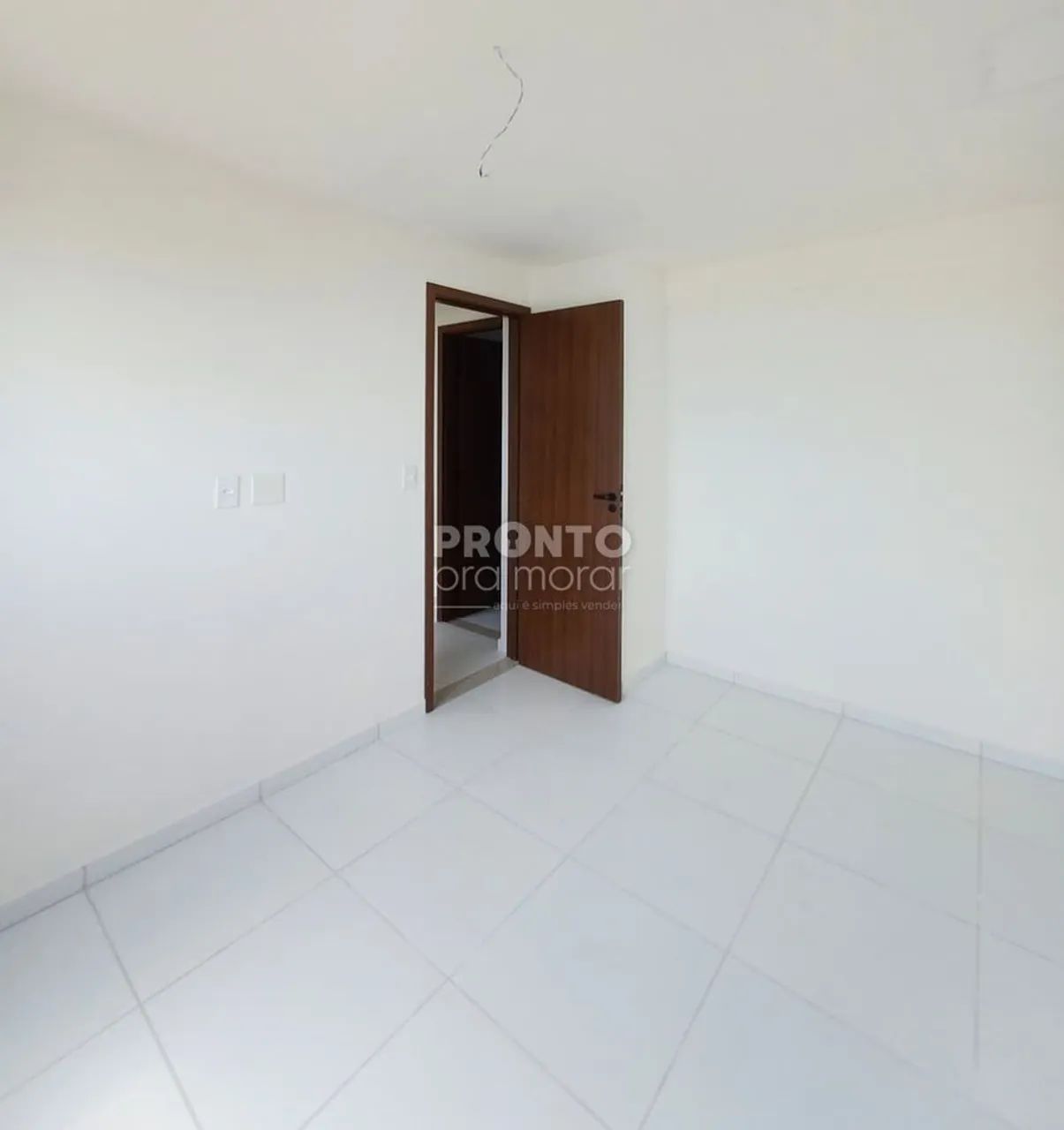 Apartamento com 2 quartos em Candeias