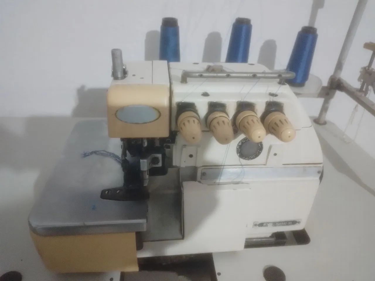 máquina de custura - Foto 3