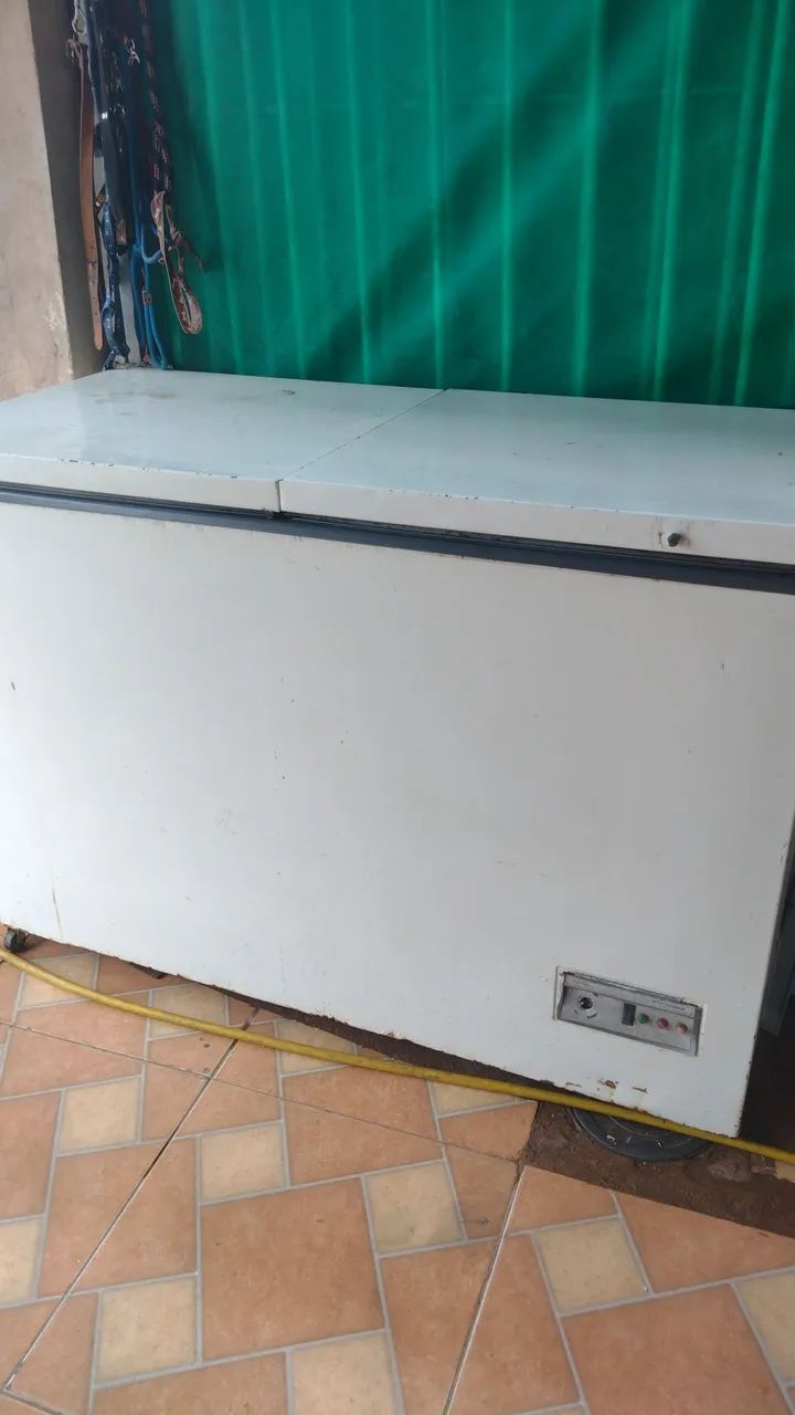 Freezer duas portas 