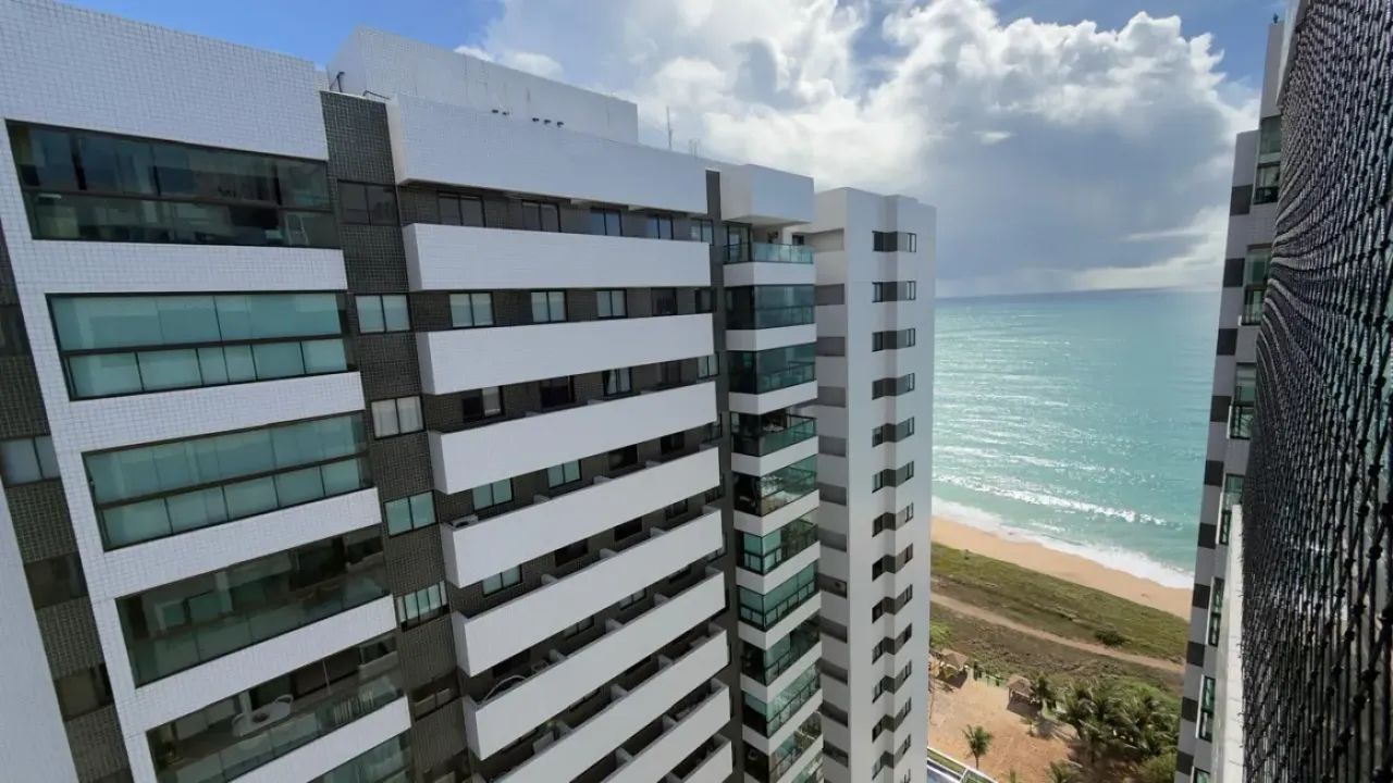 Apartamento com 3 quartos à venda em Maceió