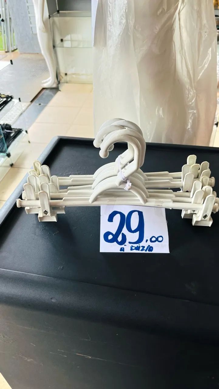 Cabides de saia branco na promoção  - Foto 5