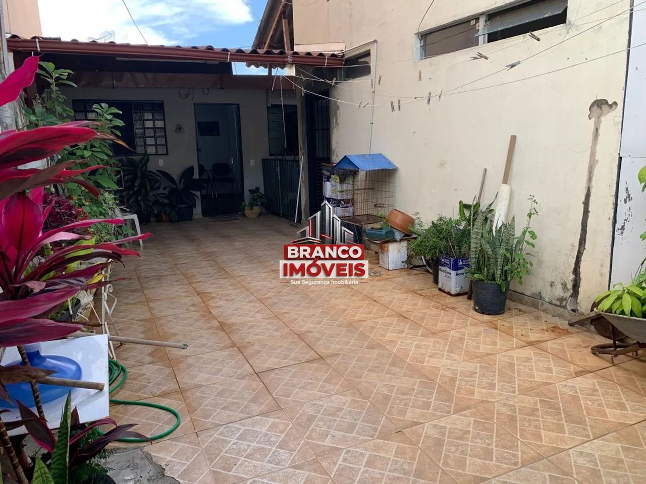 CASA COMERCIAL 2 QUARTOS PARA VENDA GUARÁ II, BRASÍLIA