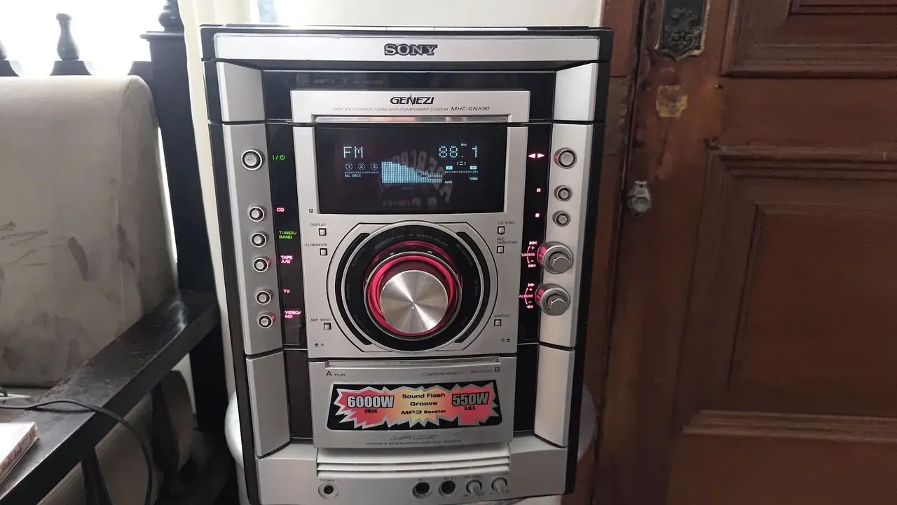 Mini System Sony Genezi MHC-GNX9 funcionando - Foto 2