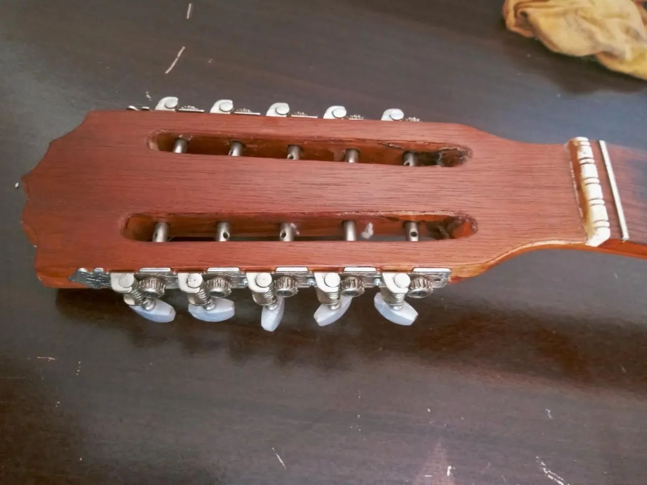 Conserto de instrumentos musicais elétricos e acústicos  - Foto 4