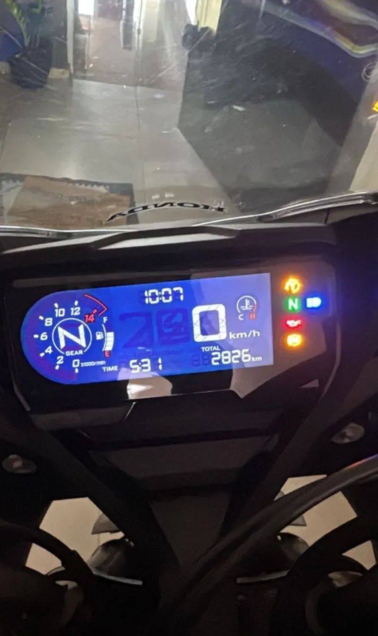 CBR 650R  - Foto 5