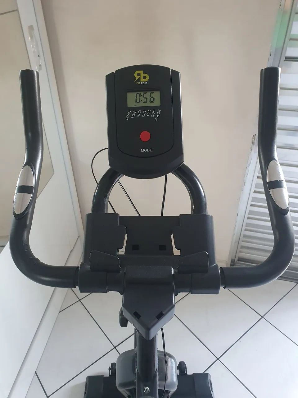 Bicicleta ergometrica 13kg - Foto 2