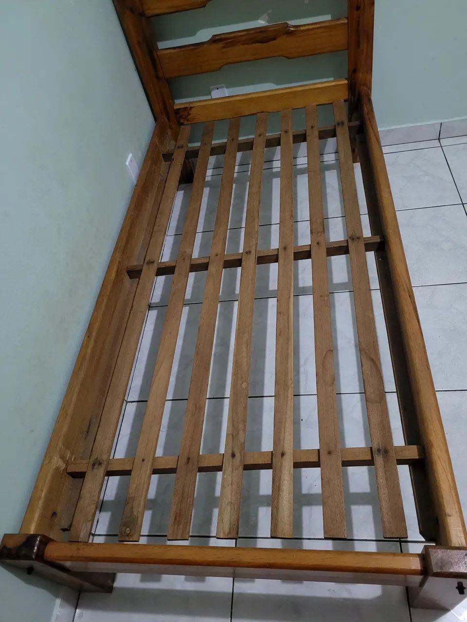 Cama solteiro de madeira  - Foto 2