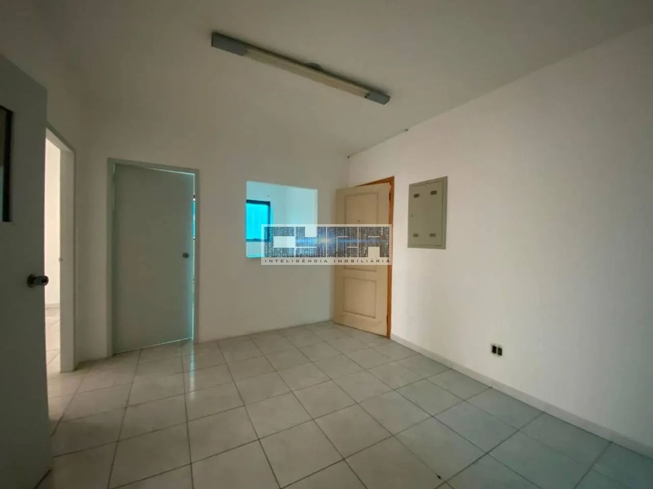 SALA COMERCIAL com 3 AMBIENTE - Foto 4