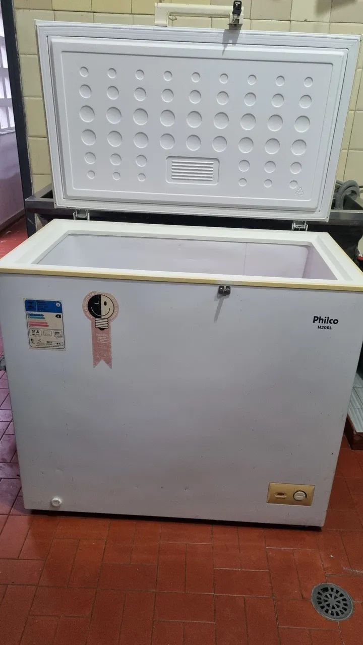 Freezer Philco dupla função H200L 