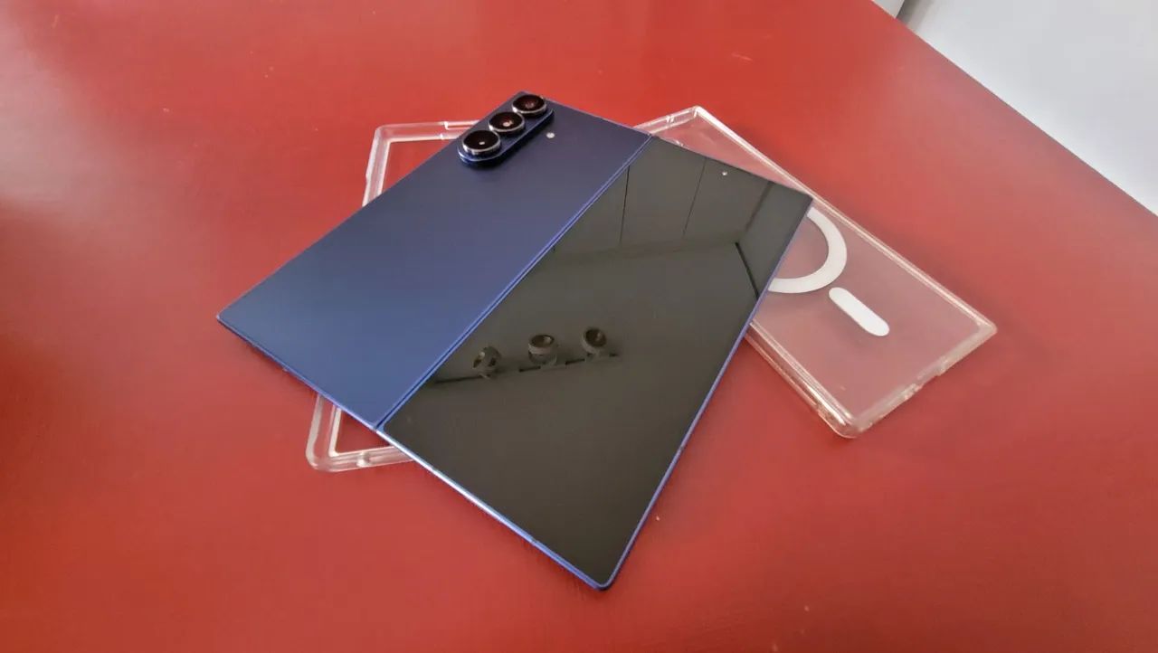 Galaxy Z Fold 7, 512 GB e 16 RAM câmera 200 mega pixels