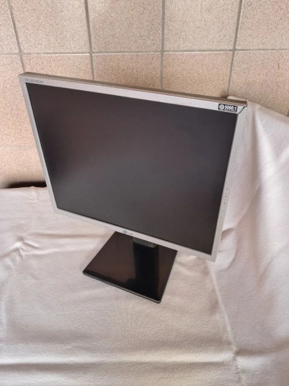 Monitor LG Flatron 19" - Foto 3