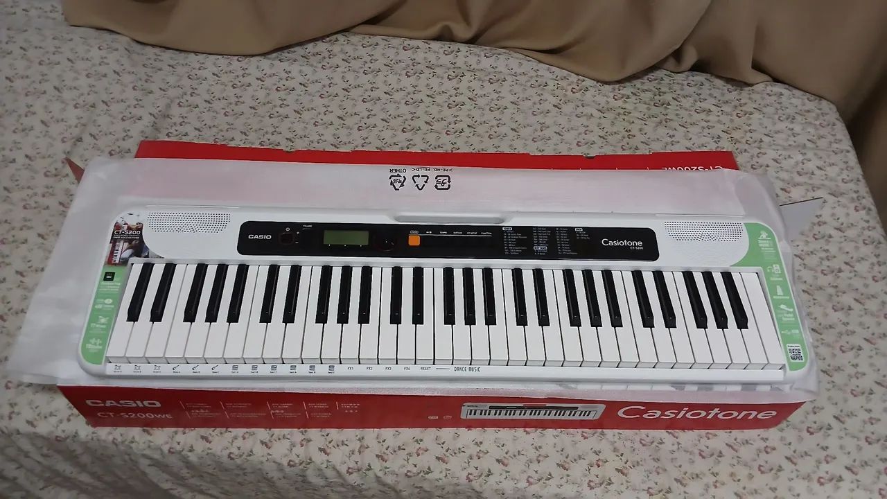 Vendo Cassio CT S200 seminovo - Instrumentos musicais - Senador