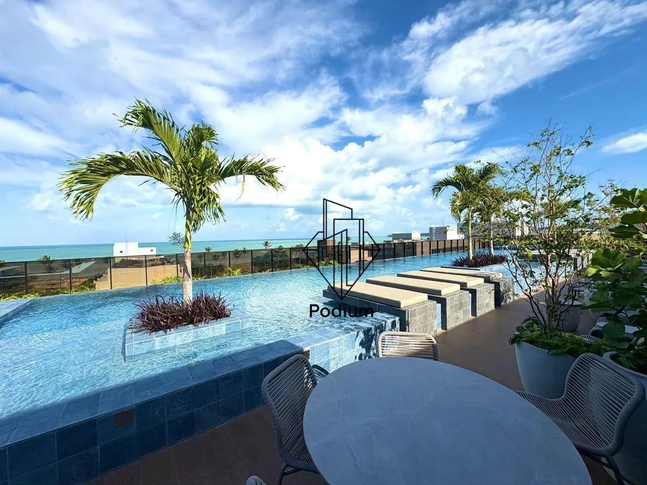 Flat Studio com varanda / sacada a 100m da praia do Cabo Branco - FL1025