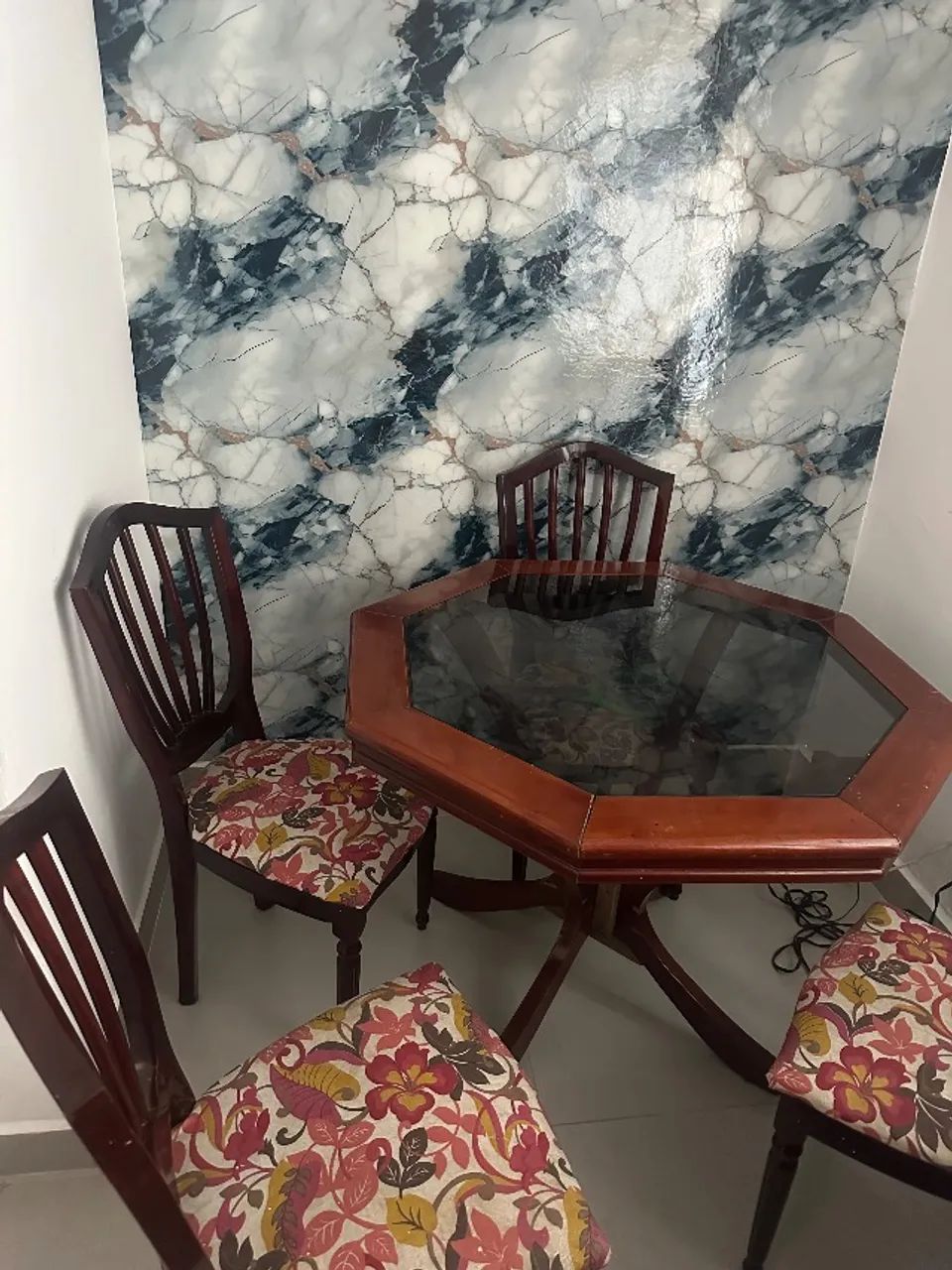 Mesa de jantar 4 cadeiras  - Foto 4