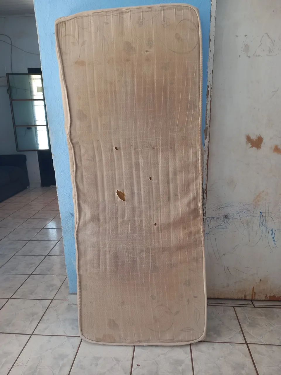 Cama de solteiro com colchão  - Foto 3