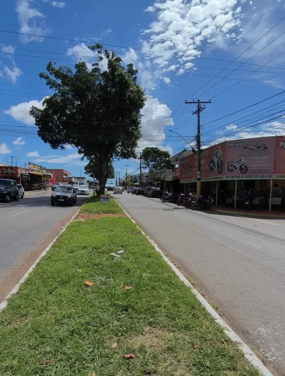 Imóvel Comercial em avenida Extra! possui 480 m² Dando Renda
