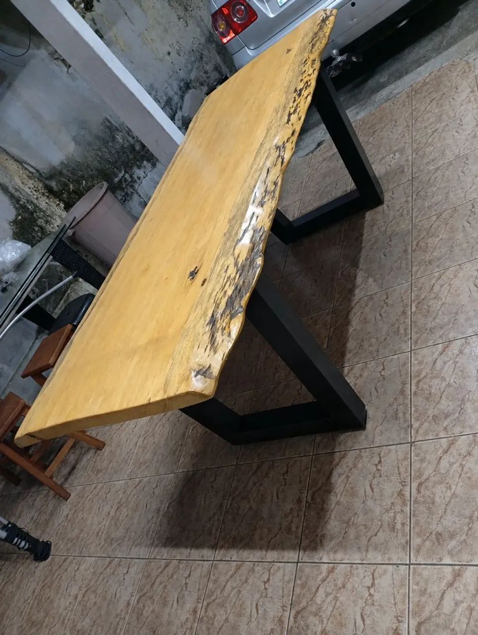 Mesa de Madeira Rústica com pés de ferro - Foto 2