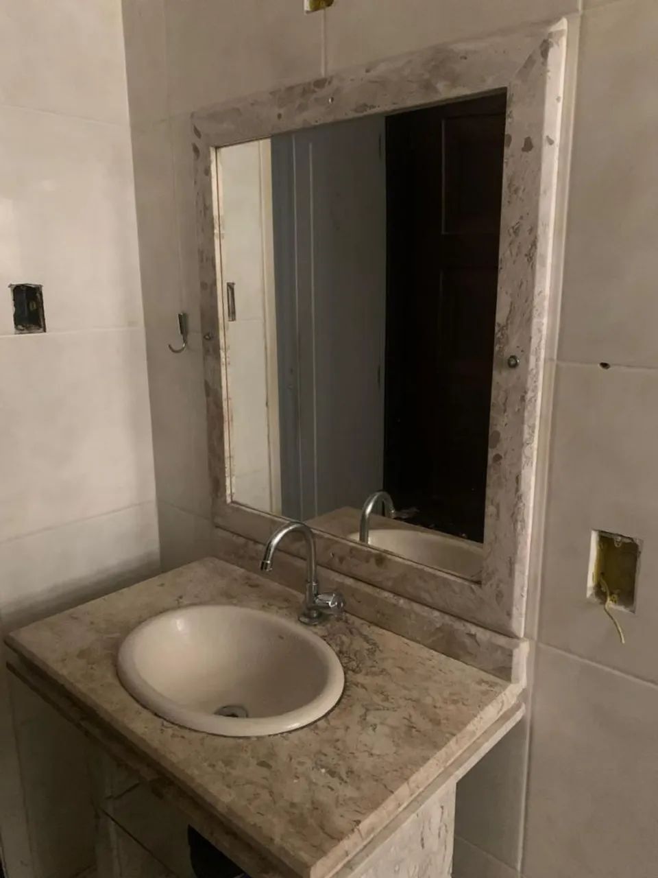 Vende-se móvel para banheiro  - Foto 2