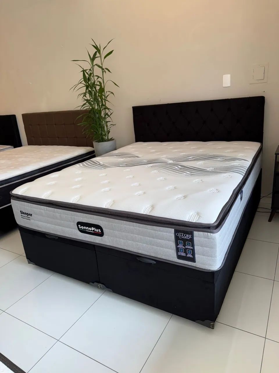 Cama de Casal BAÚ COM COLCHÃO QUEEN  - Foto 4