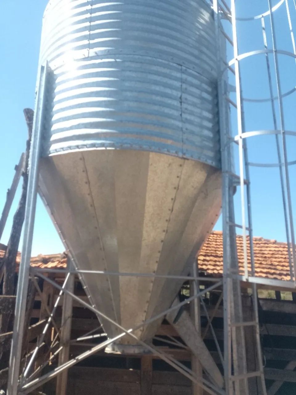 Silo de armazenamento - Foto 4