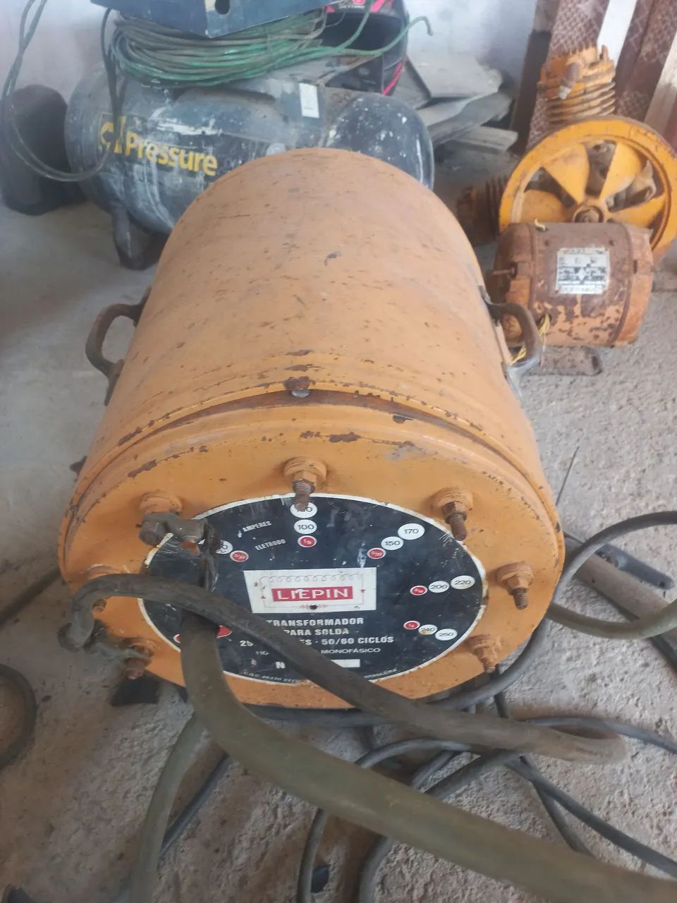 Vendo máquina de solda antiga  - Foto 5