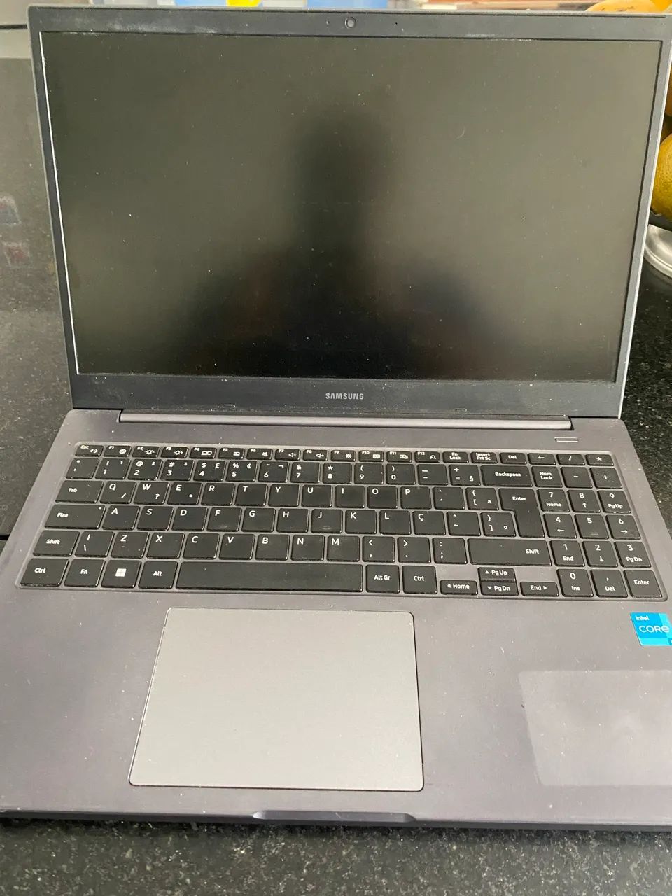 Notebook semi novo 