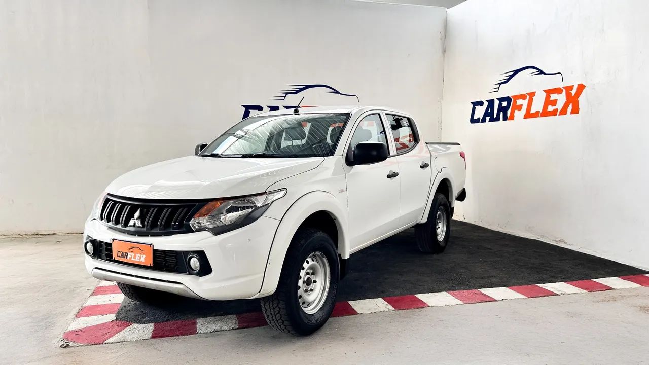 Mitsubishi L200 2023