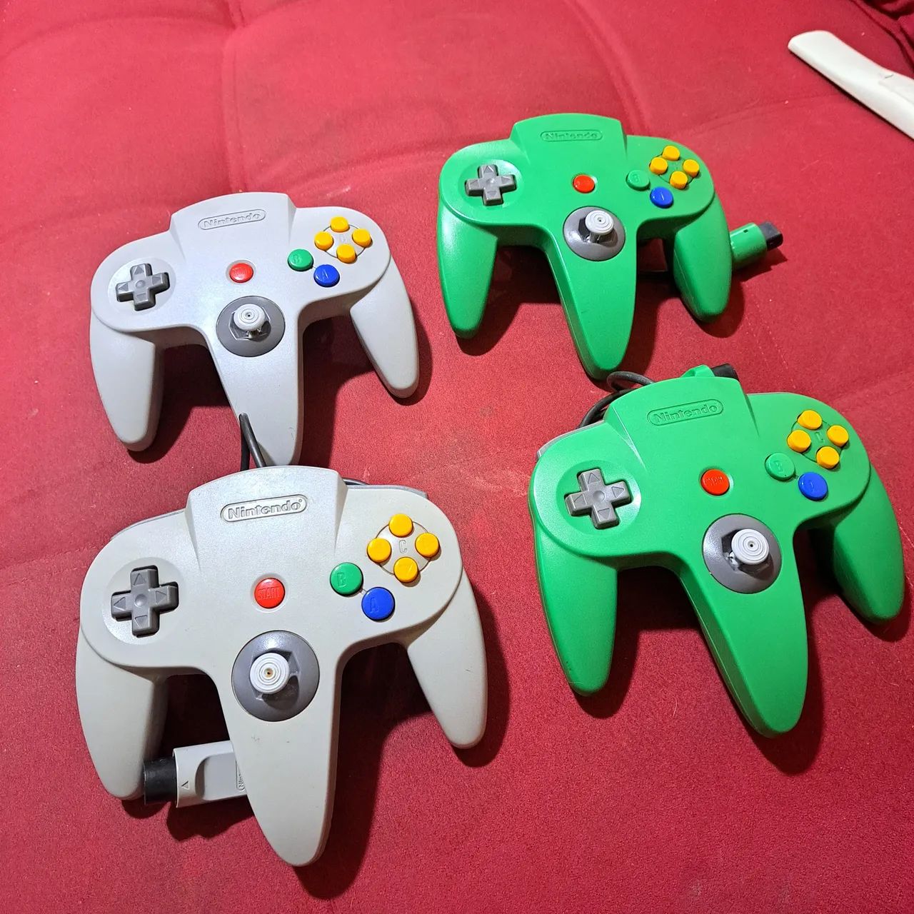 4 Controles Nintendo 64 (Originais) - Foto 2