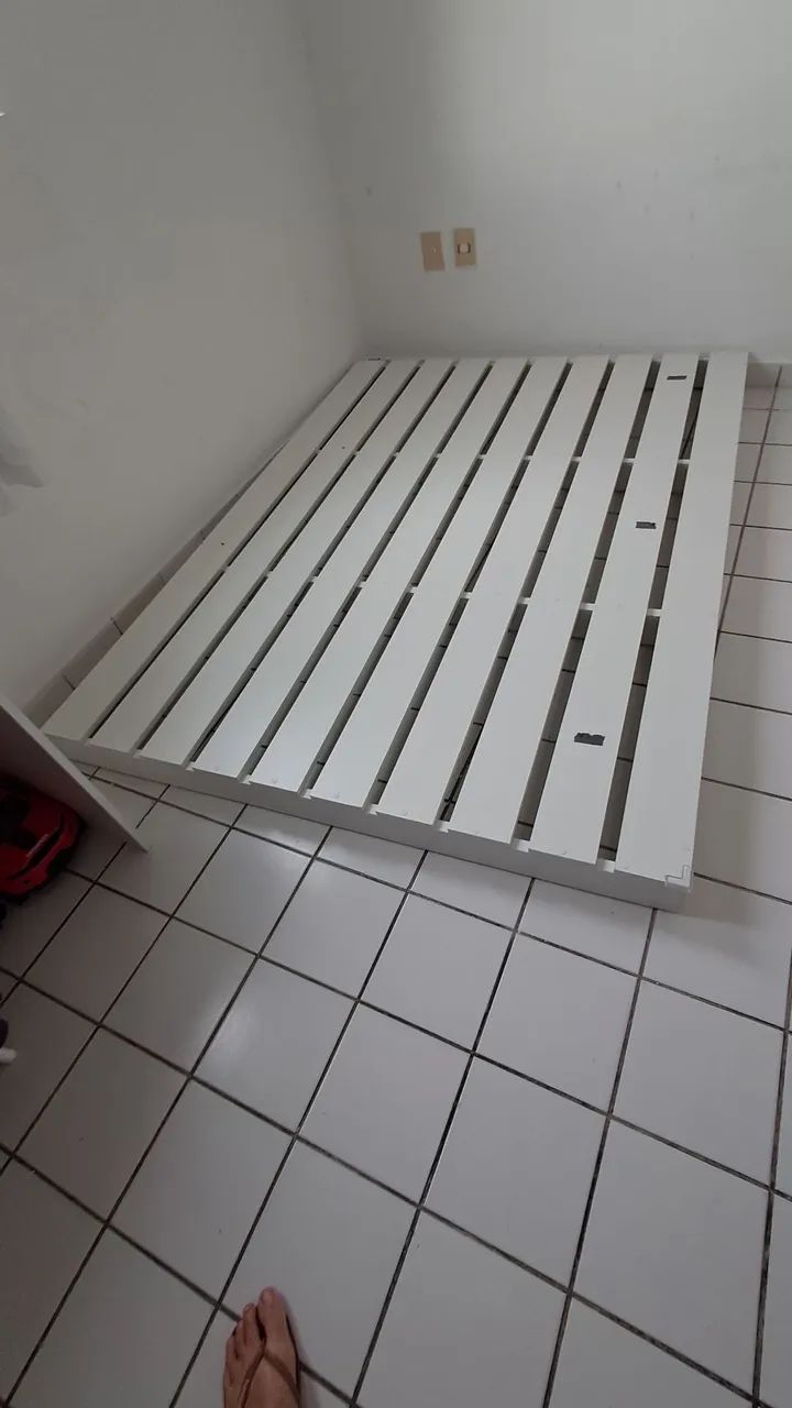 Cama montessoriana casal de madeira e MDF 