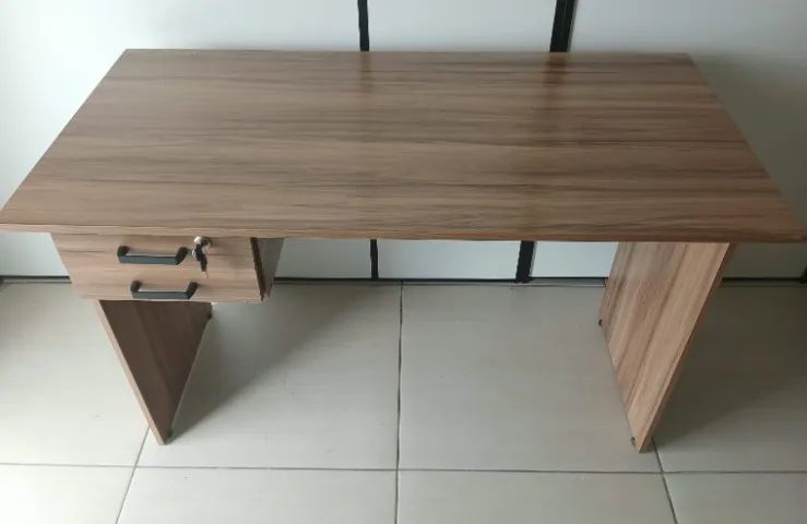Mesa para escritório - Usada bem conservada (vai desmontada) - Foto 2