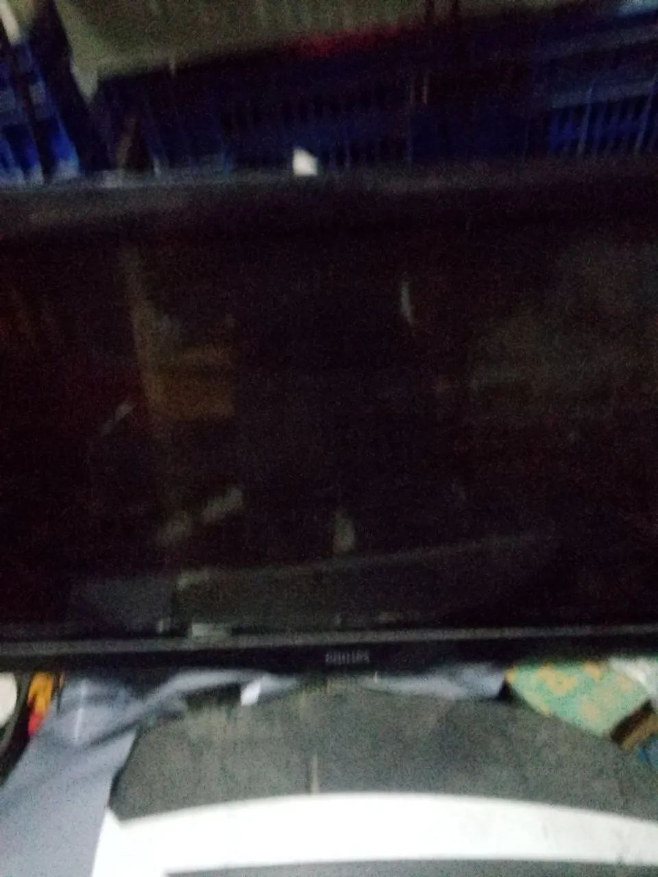 TV Fhilips 43" LCD Tela Quebrada 