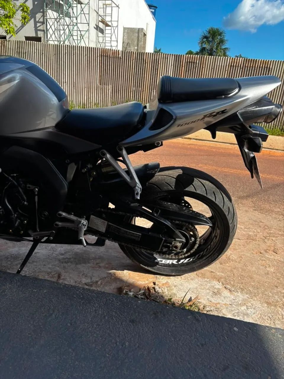 Honda cbr1000rr fireblade 2006 - Foto 3