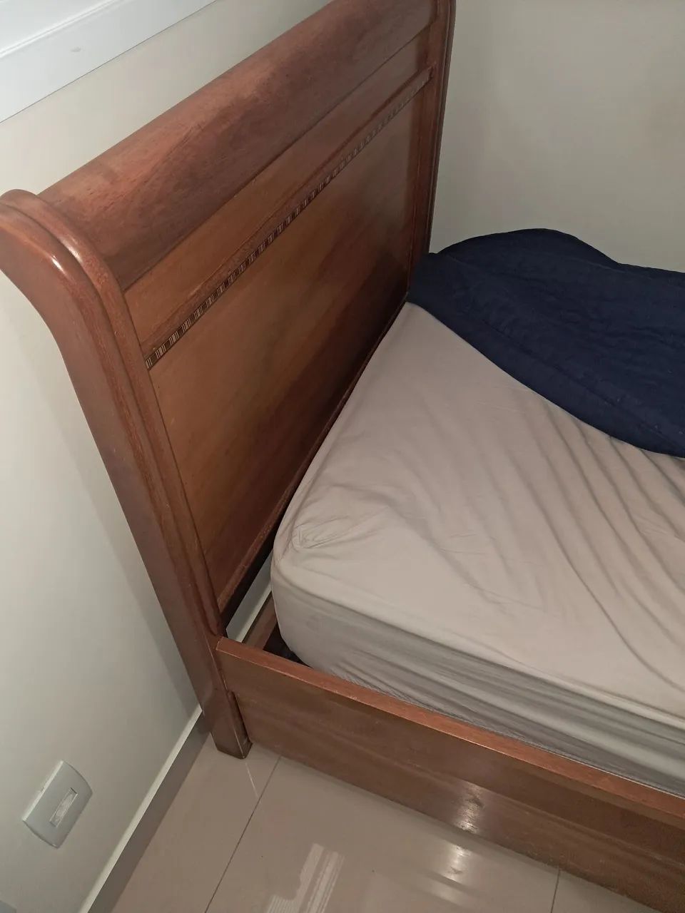 Cama solteiro em Madeira maciça com auxiliar.  - Foto 4