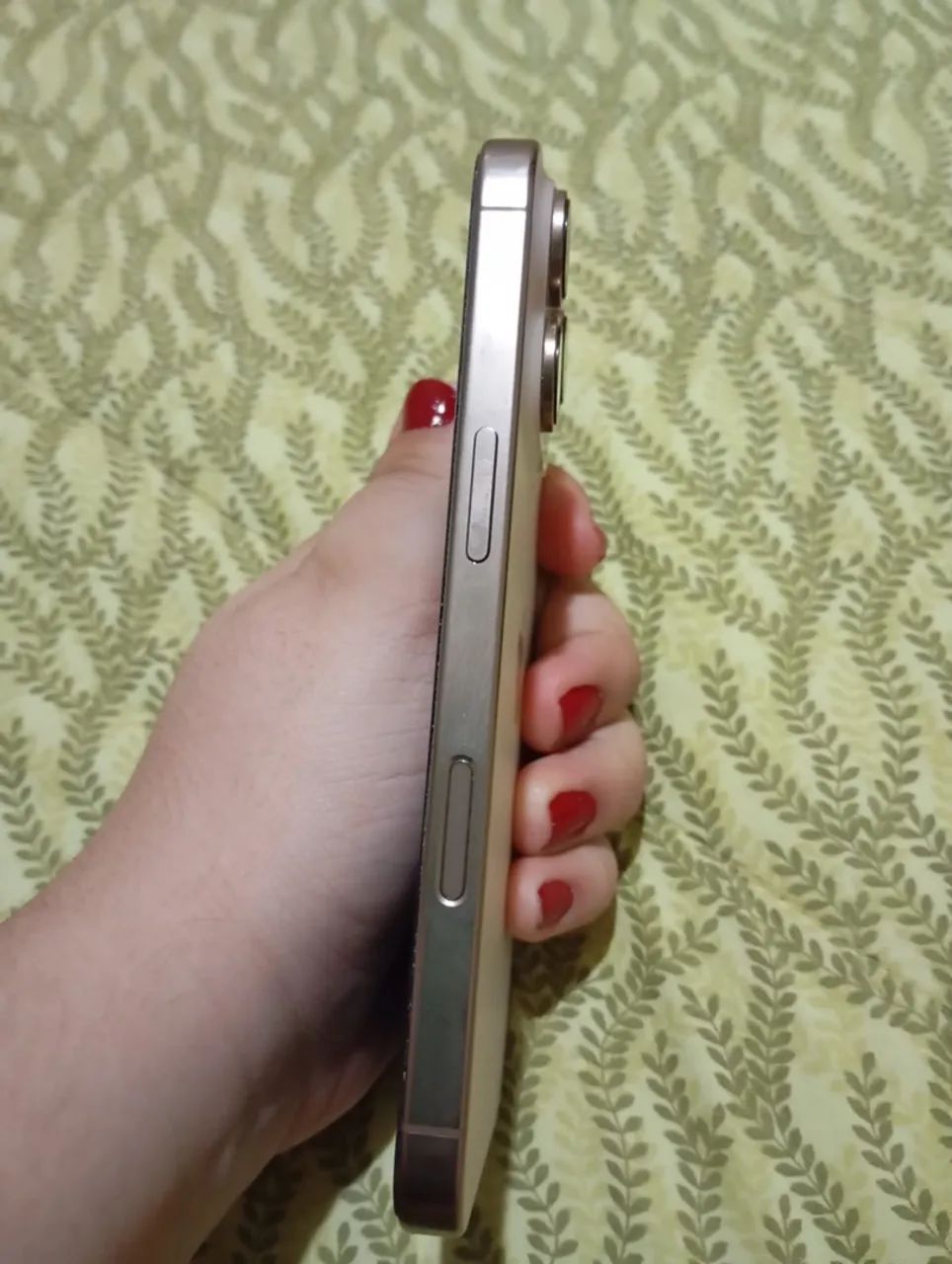 IPHONE 16 PRO  - Foto 4