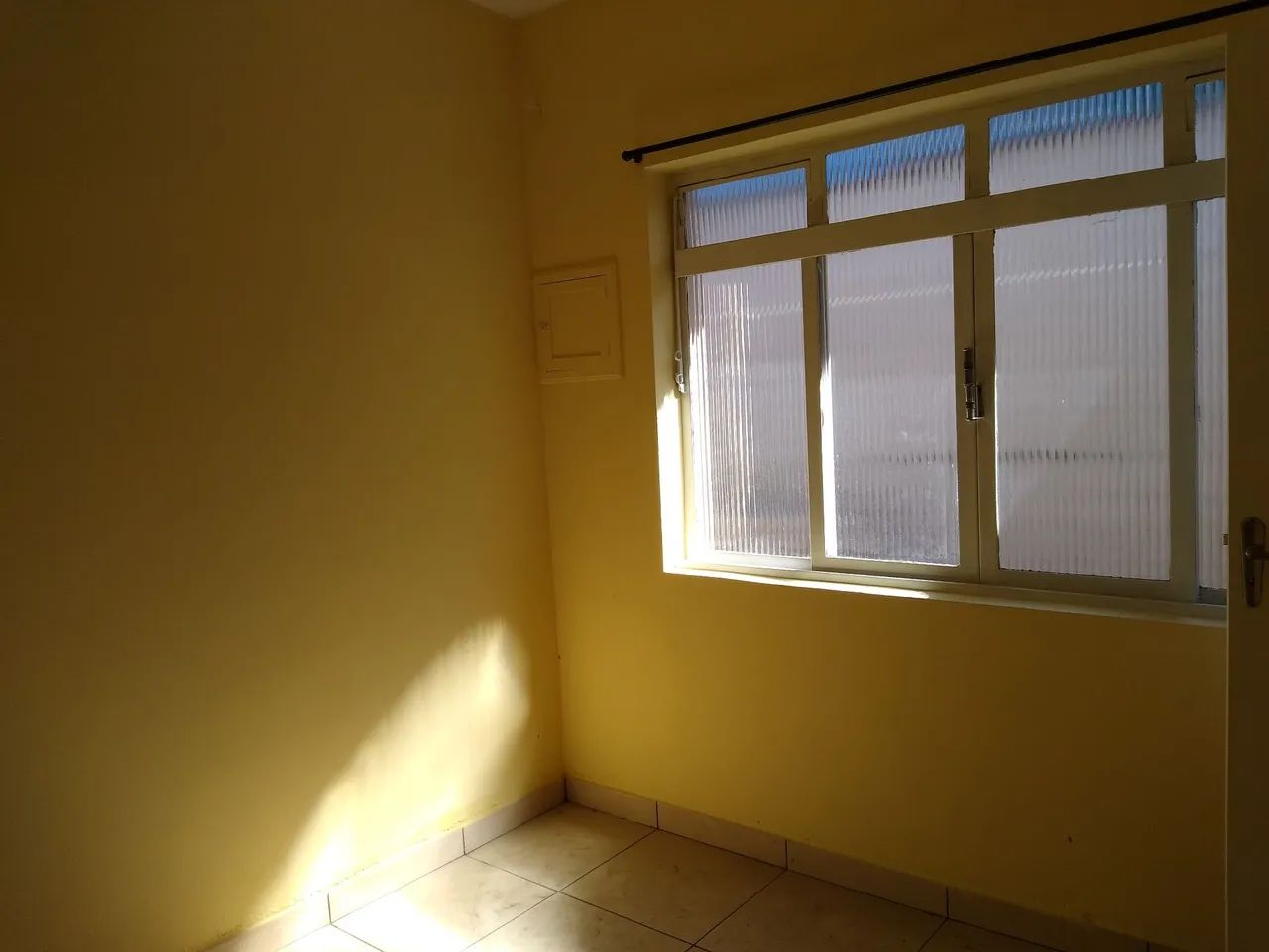 Casa térrea de fundos com 1 dormitório  - Foto 3