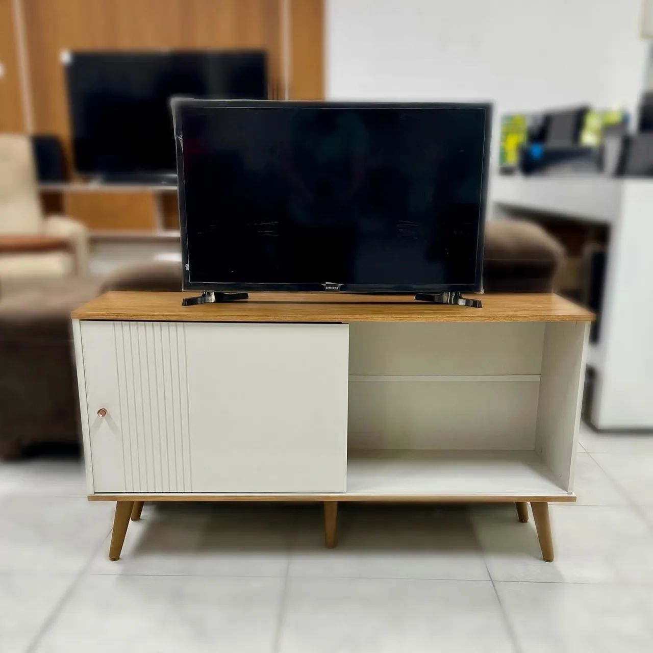 RACK RETRO RUBI