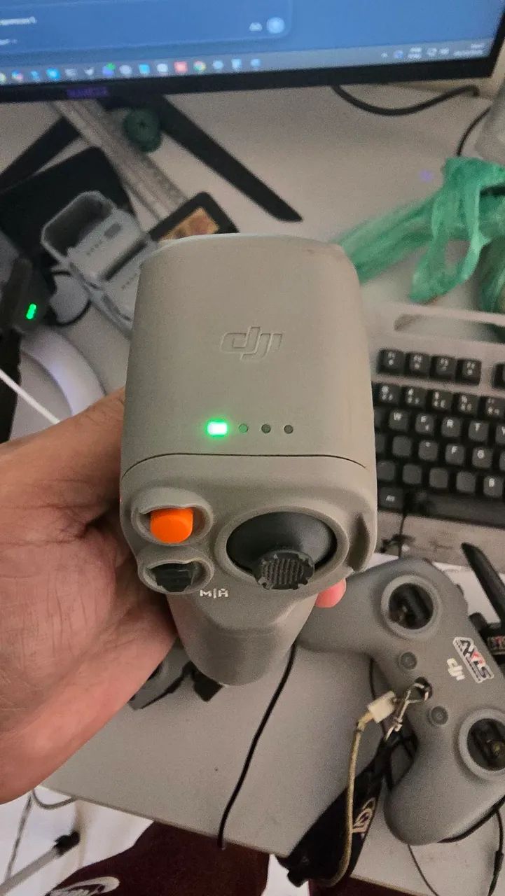 Dji integra+remote controller 2 + motion controller2  - Foto 5