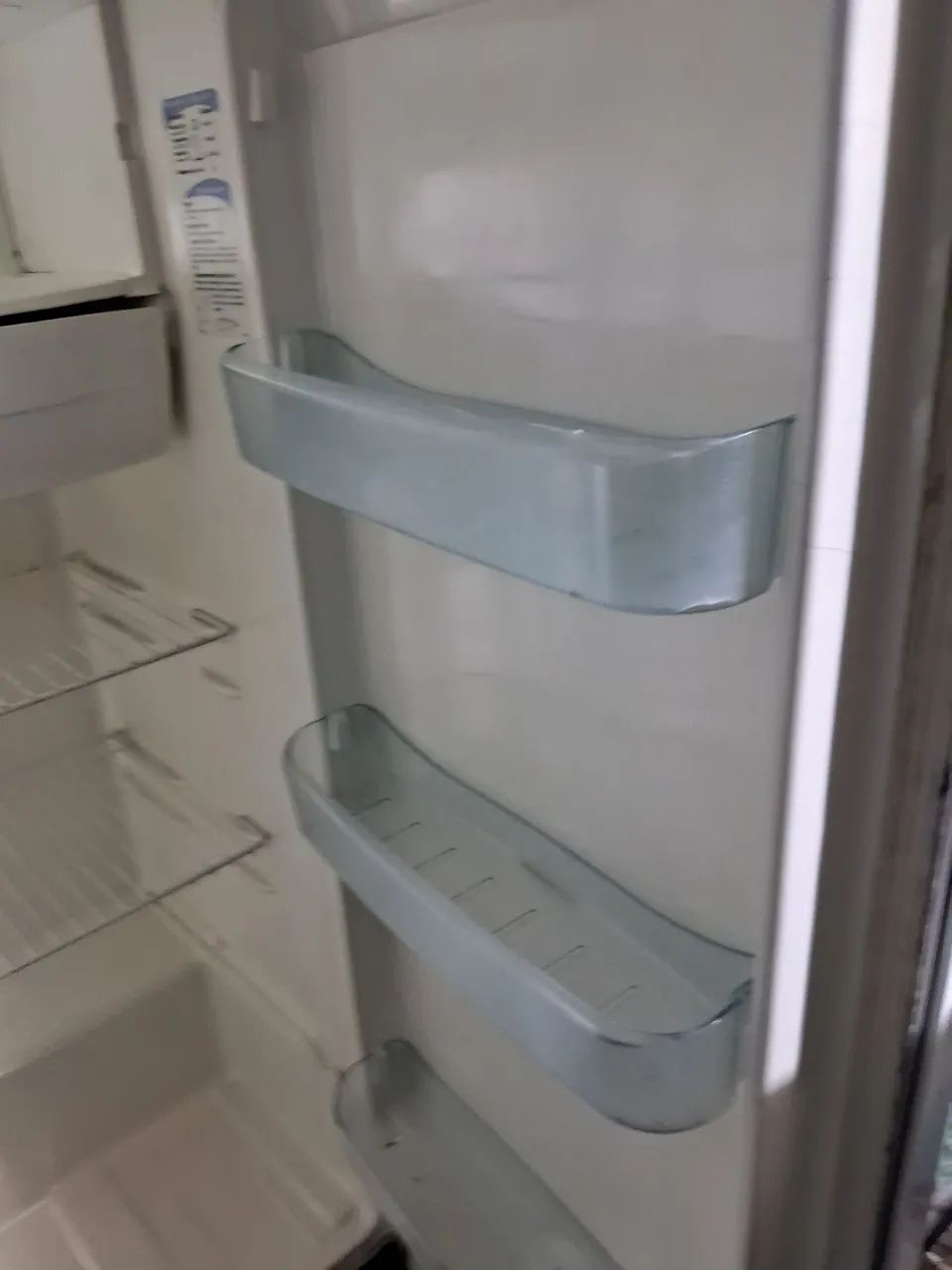 Geladeira electrolux 280lts - Foto 4