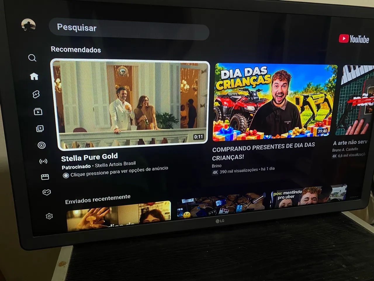 TV LG 32 polegadas full HD nova em bom estado 