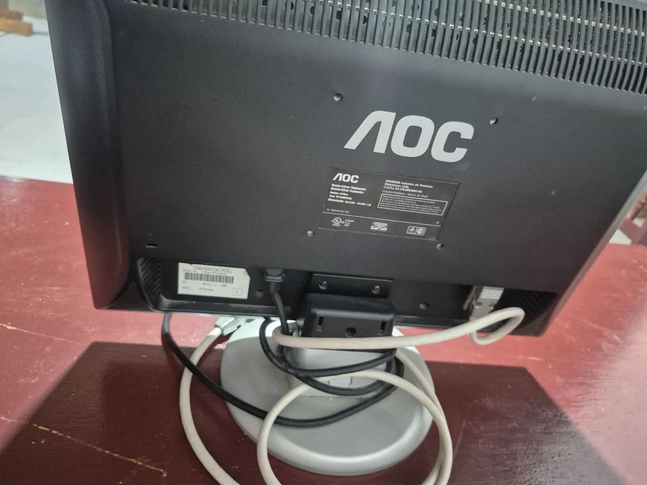 Monitor AOC LCD 19" - Foto 2