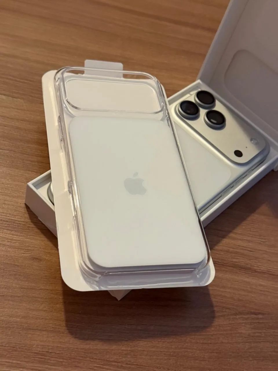 IPHONE 17 PRO MAX 512GB SILVER ATIVADO 21/04/2027 - Celulares e