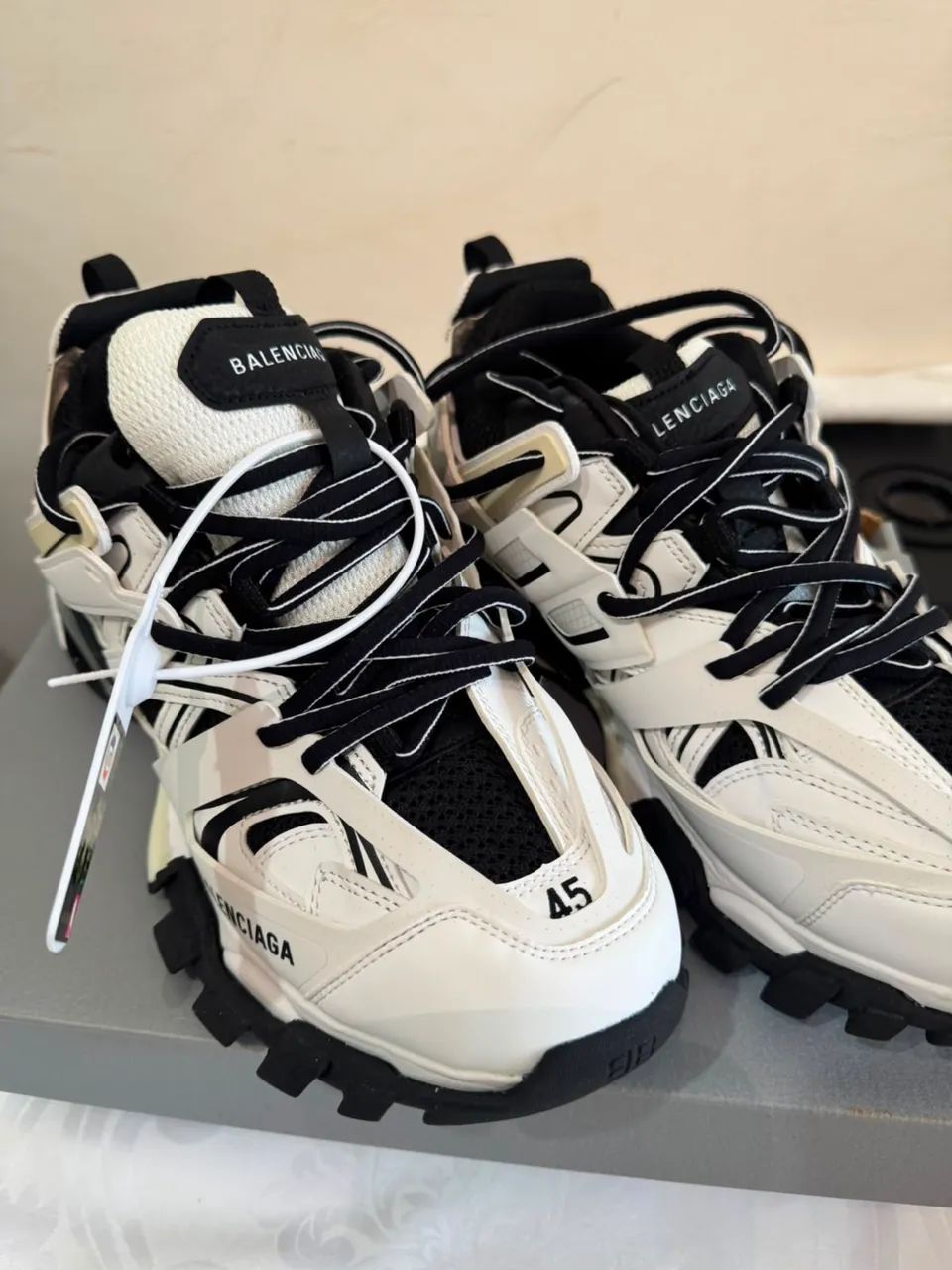 Tênis balenciaga  - Foto 3