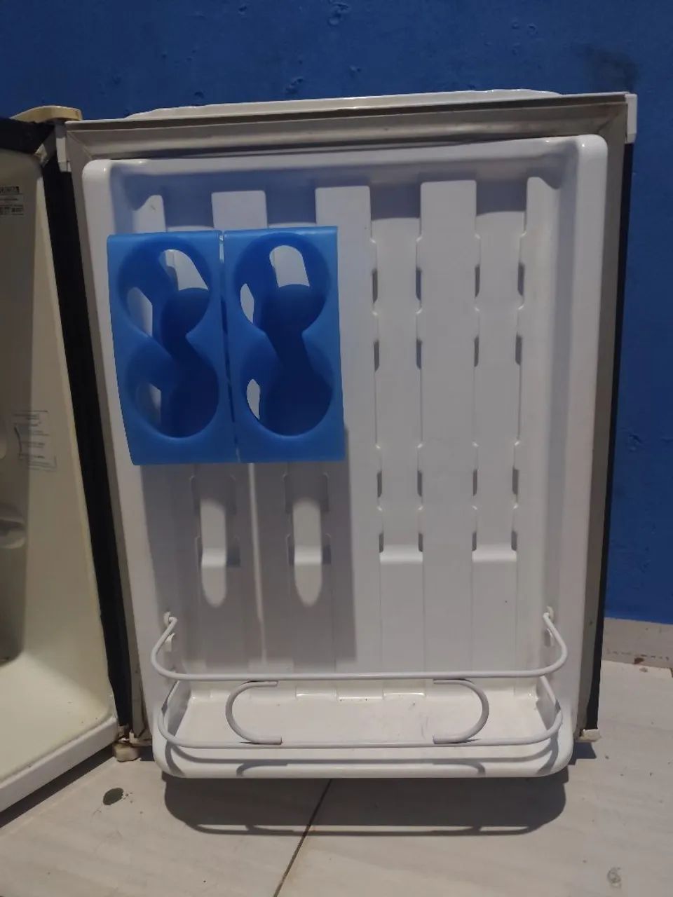 VENDO FRIGOBAR CONSUL COMPACTO 80L  - Foto 2