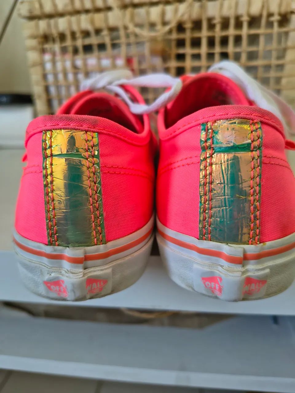 Tênis Vans neon - Foto 3