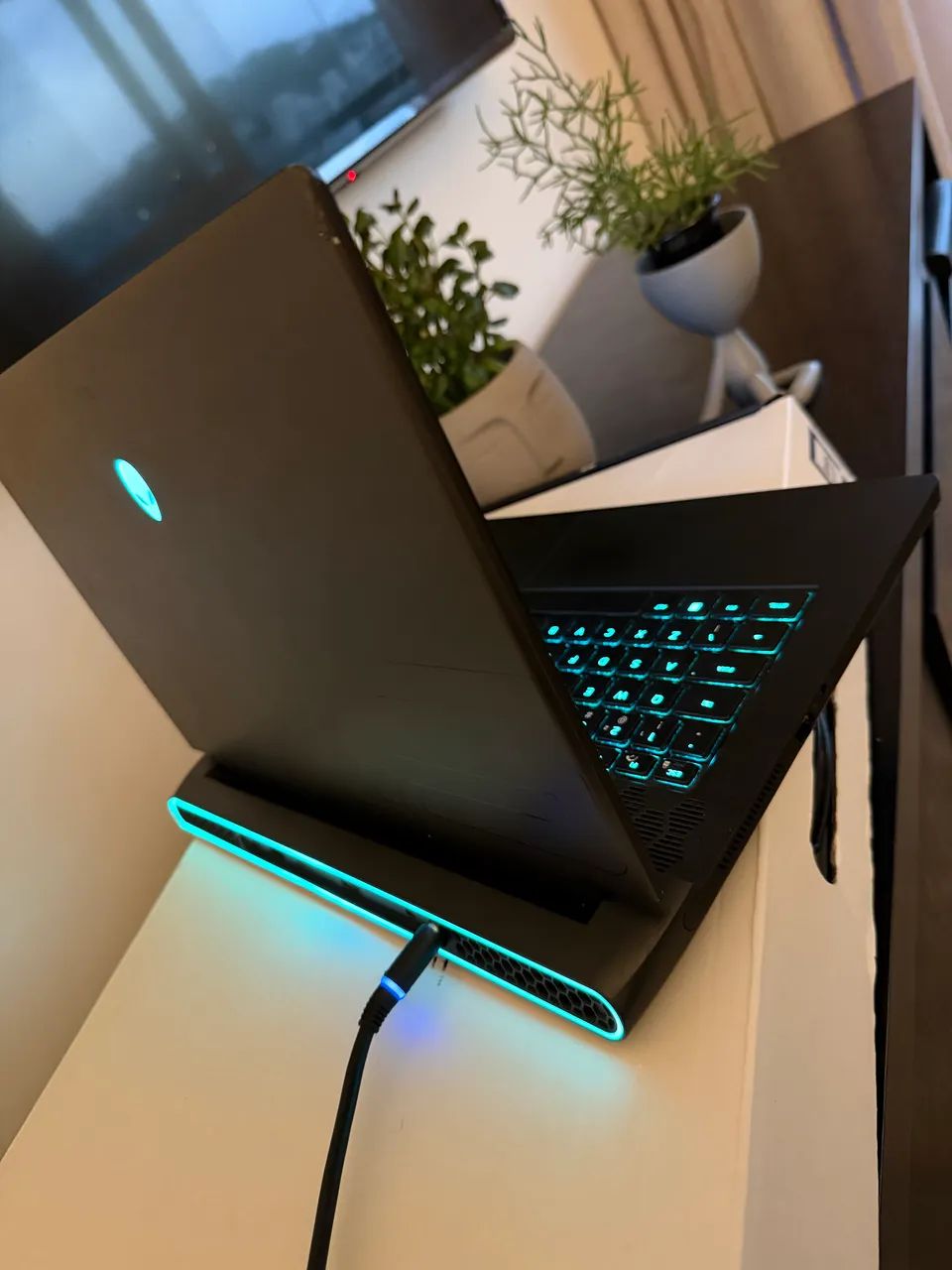 Alienware M15 R7, RTX 3070 TI com I7 12ª geração memória ram DDR5 e 1TB de NVME.