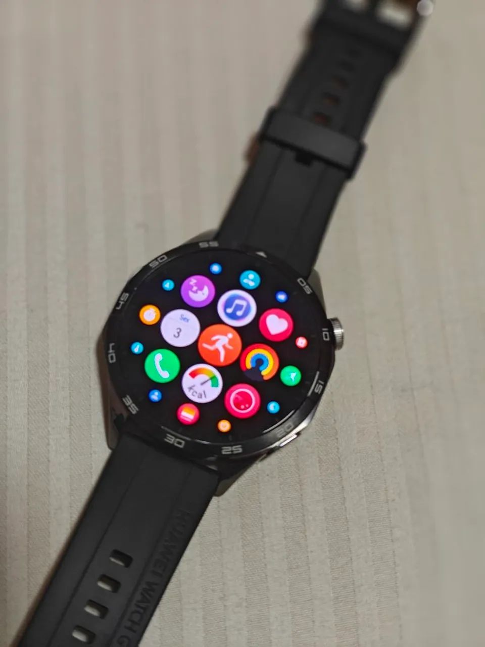 Huawei watch GT4 preto 46 mm - Smartwatches - Setor Habitacional