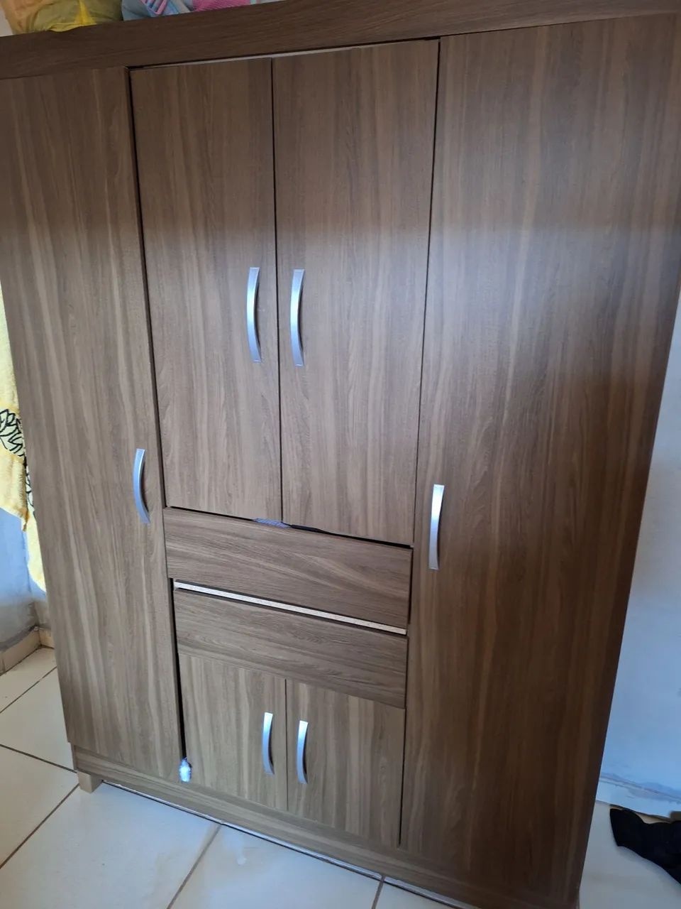 Guarda roupa solteiro