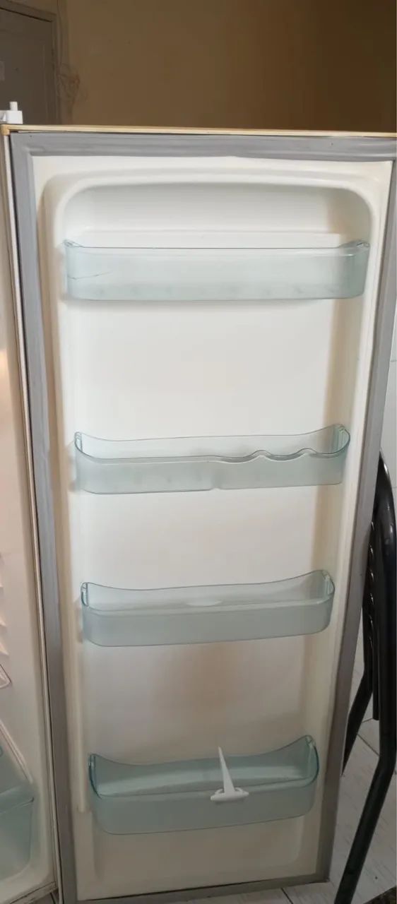 Vendo geladeira  - Foto 2