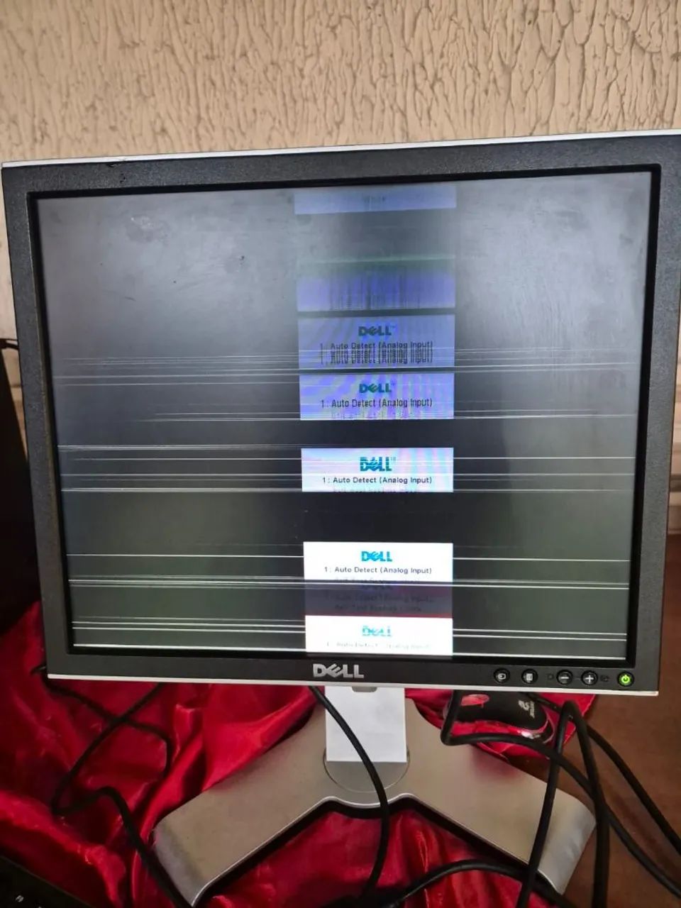 Monitor Dell  16 Polegadas com defeito 